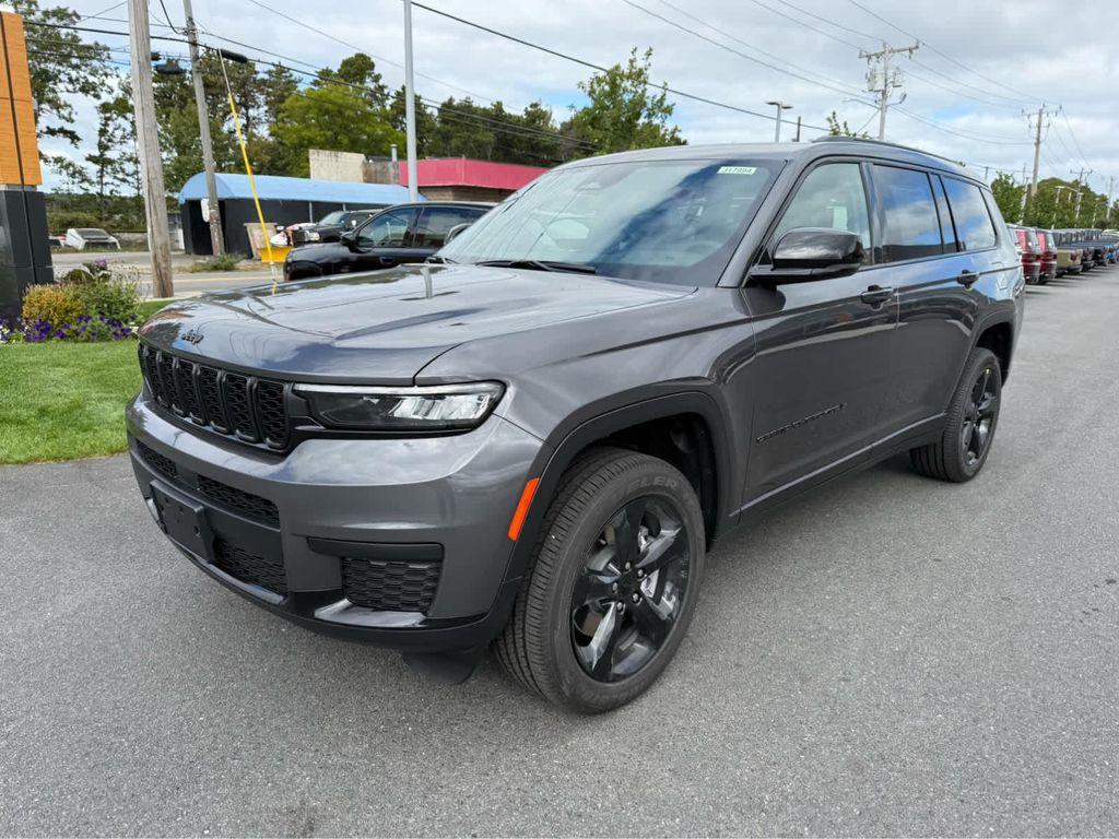 new 2025 Jeep Grand Cherokee L car, priced at $45,500