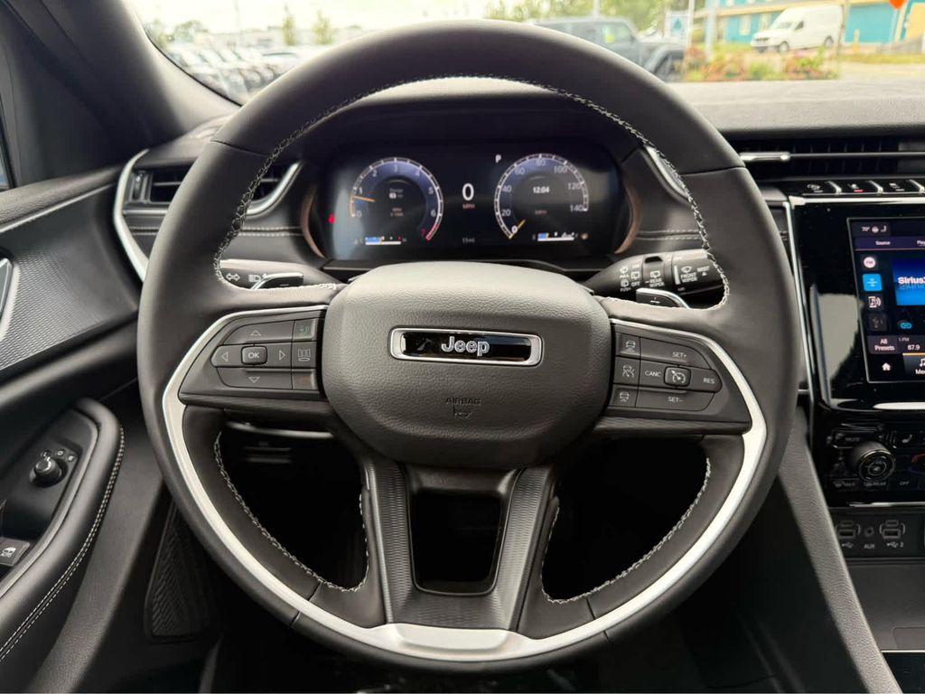 new 2025 Jeep Grand Cherokee L car, priced at $45,500