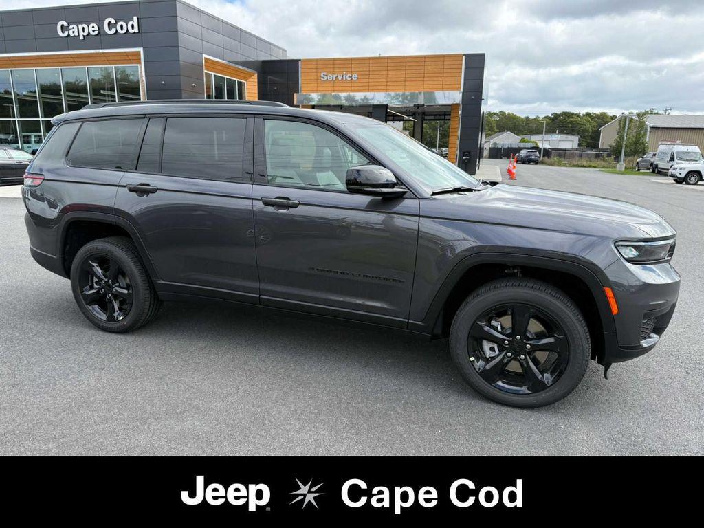 new 2025 Jeep Grand Cherokee L car, priced at $45,500
