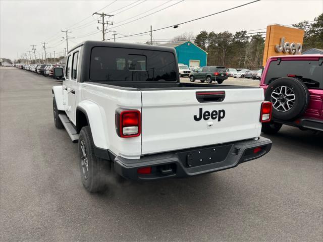 new 2025 Jeep Gladiator car, priced at $47,935