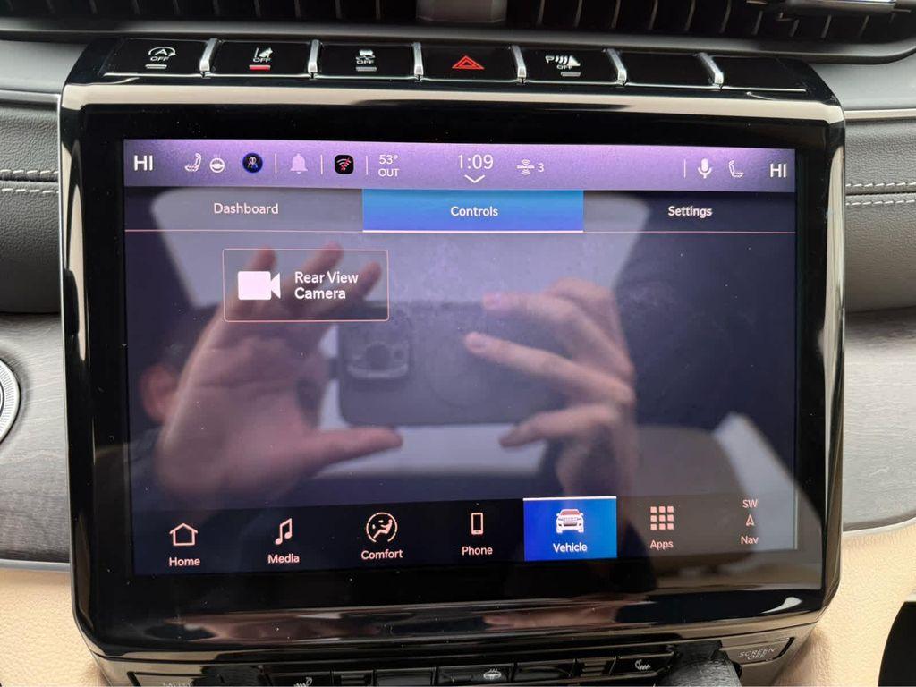 new 2025 Jeep Grand Cherokee car, priced at $45,250