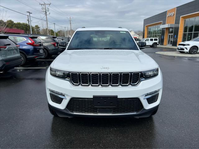 new 2025 Jeep Grand Cherokee car, priced at $48,975