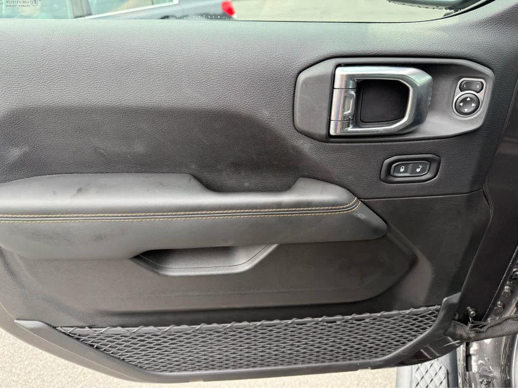 used 2025 Jeep Gladiator car, priced at $46,975