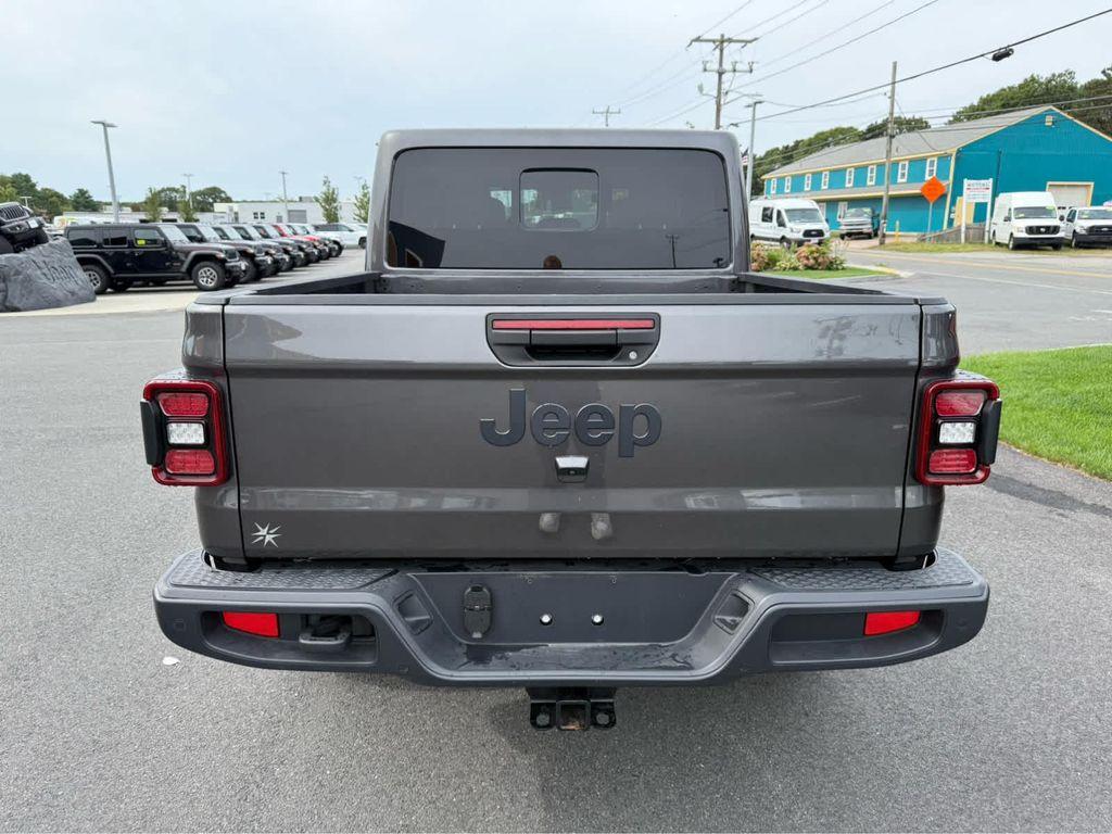 used 2025 Jeep Gladiator car, priced at $46,975