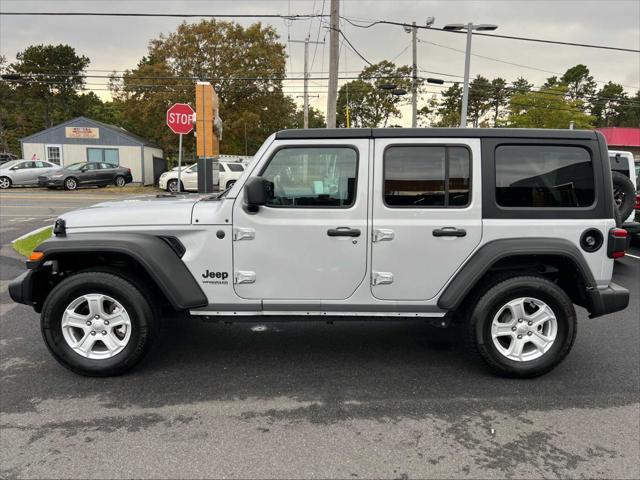 used 2022 Jeep Wrangler Unlimited car, priced at $31,975