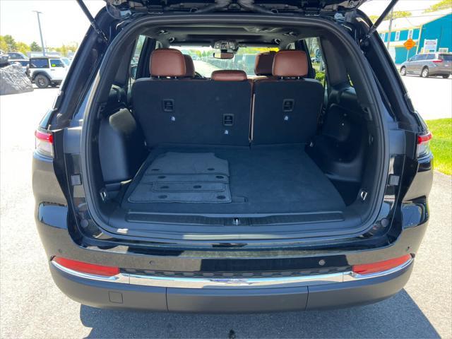 used 2024 Jeep Grand Cherokee car, priced at $37,475