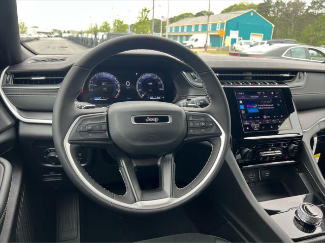 new 2025 Jeep Grand Cherokee car, priced at $46,230