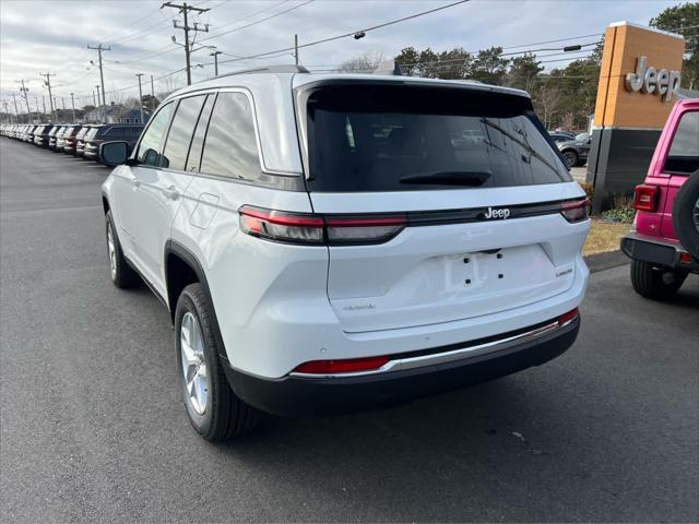 new 2025 Jeep Grand Cherokee car, priced at $40,500