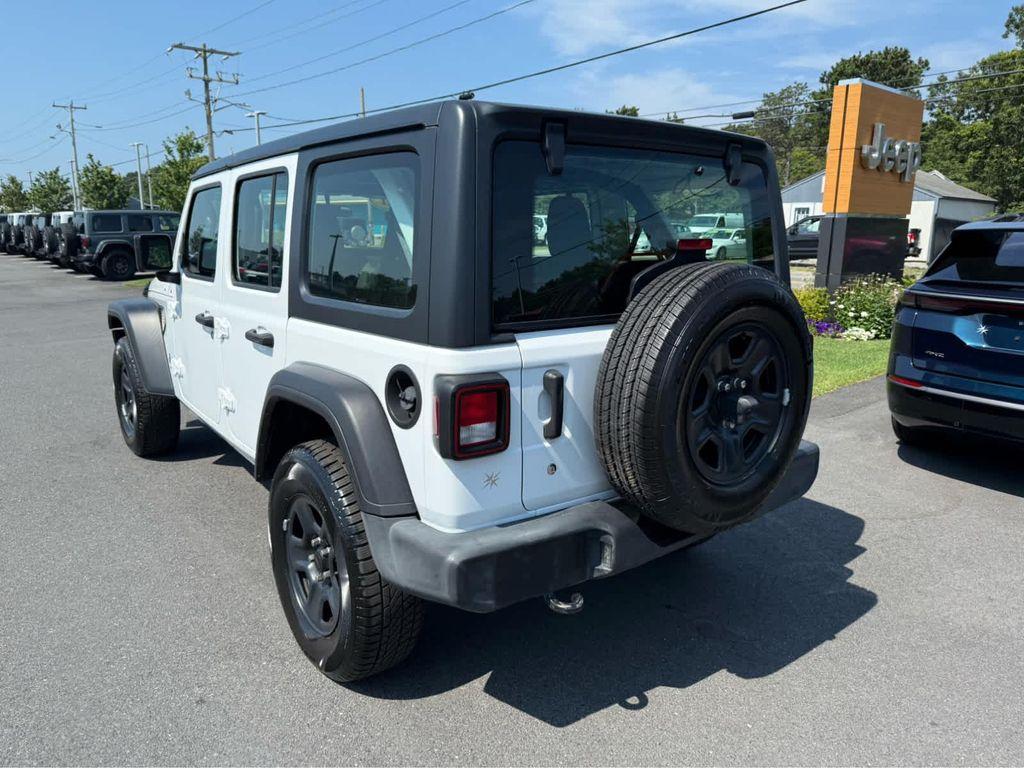 used 2021 Jeep Wrangler Unlimited car, priced at $25,575