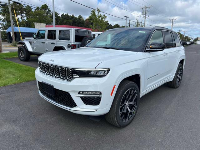 new 2025 Jeep Grand Cherokee car, priced at $65,740