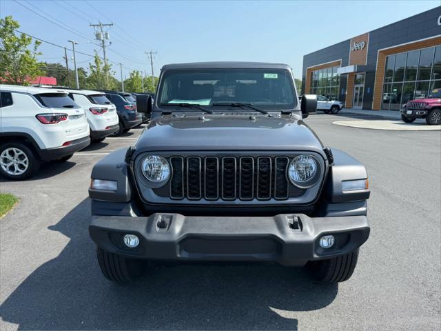 new 2025 Jeep Wrangler car, priced at $38,675