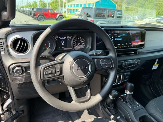 new 2025 Jeep Wrangler car, priced at $38,675