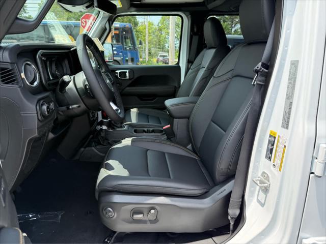 new 2025 Jeep Wrangler car, priced at $58,525
