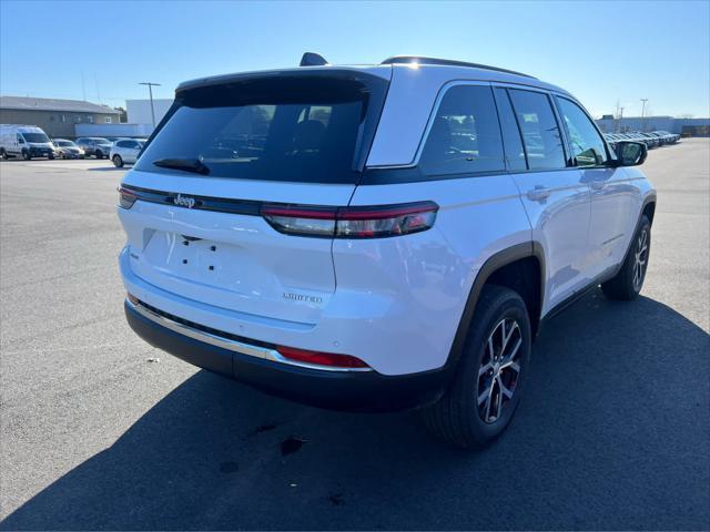 new 2025 Jeep Grand Cherokee car, priced at $48,215