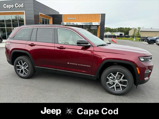 new 2025 Jeep Grand Cherokee car, priced at $46,742