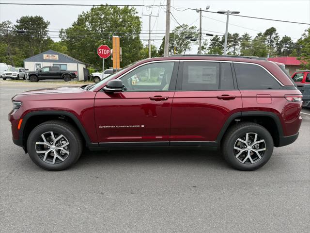 new 2025 Jeep Grand Cherokee car, priced at $46,742