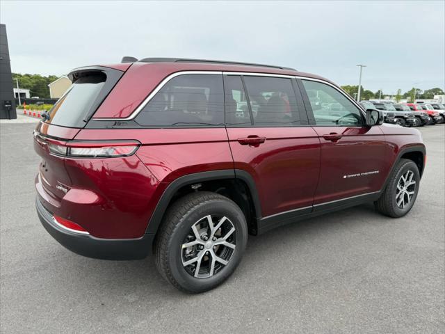new 2025 Jeep Grand Cherokee car, priced at $46,742