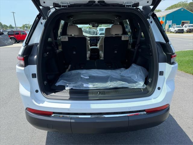 new 2025 Jeep Grand Cherokee L car, priced at $51,525
