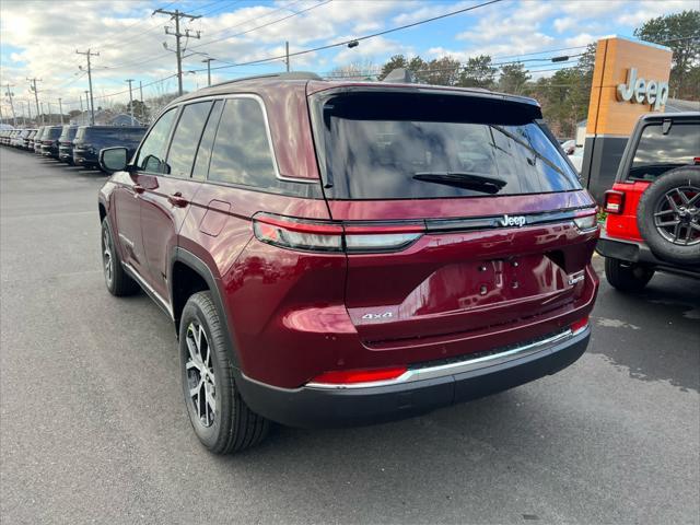 new 2025 Jeep Grand Cherokee car, priced at $48,810