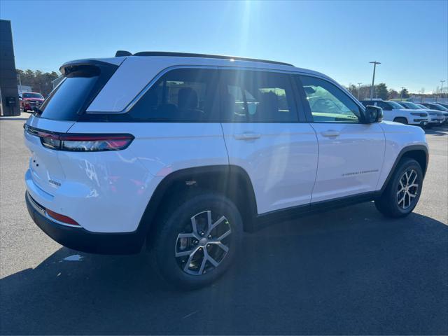 new 2025 Jeep Grand Cherokee car, priced at $48,215