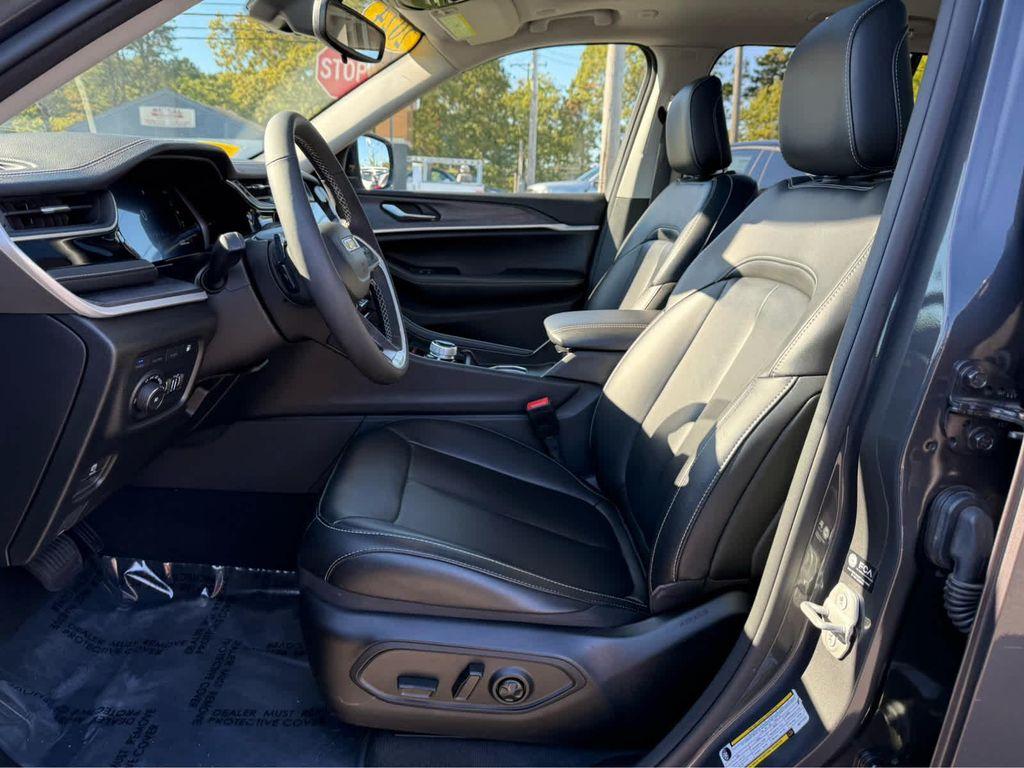 used 2024 Jeep Grand Cherokee 4xe car, priced at $33,975