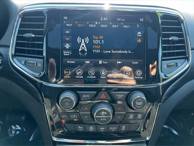 used 2022 Jeep Grand Cherokee car, priced at $28,475