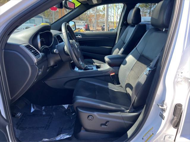 used 2022 Jeep Grand Cherokee car, priced at $28,475