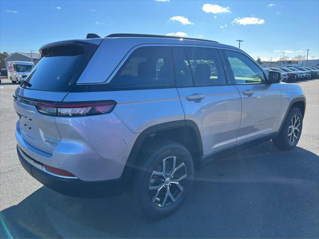 new 2025 Jeep Grand Cherokee car, priced at $48,810