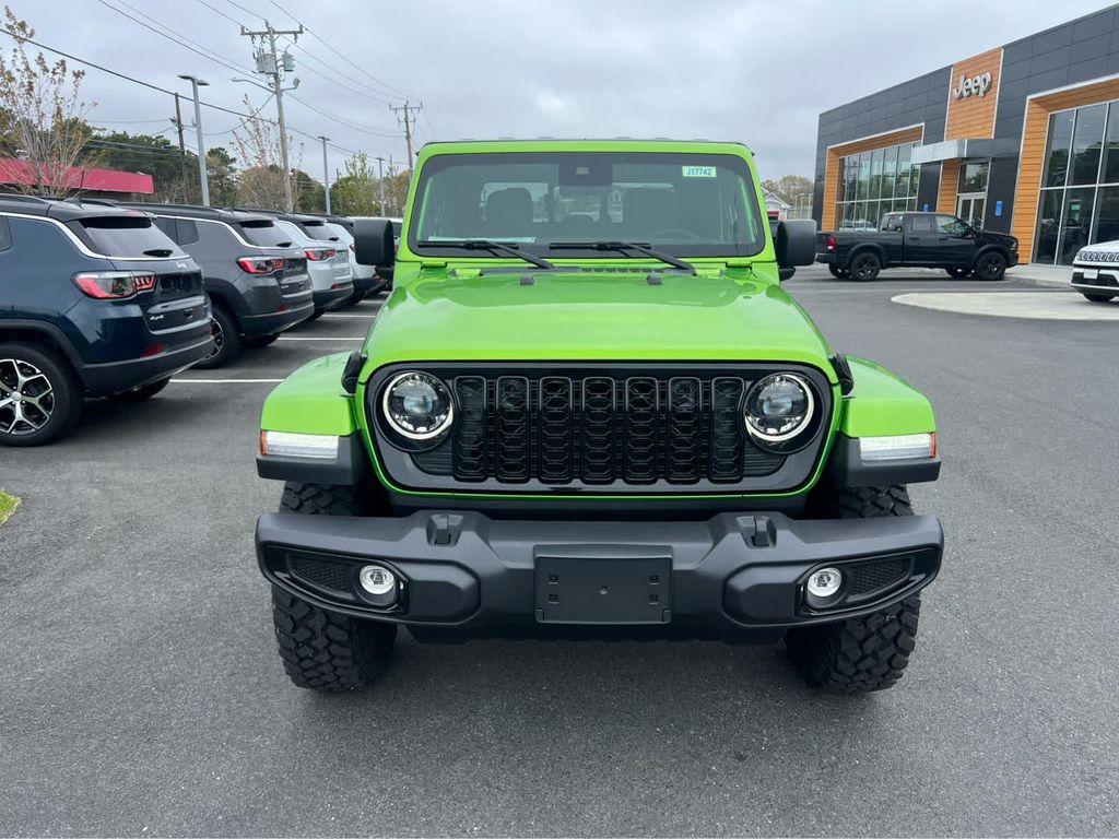new 2025 Jeep Gladiator car, priced at $49,975
