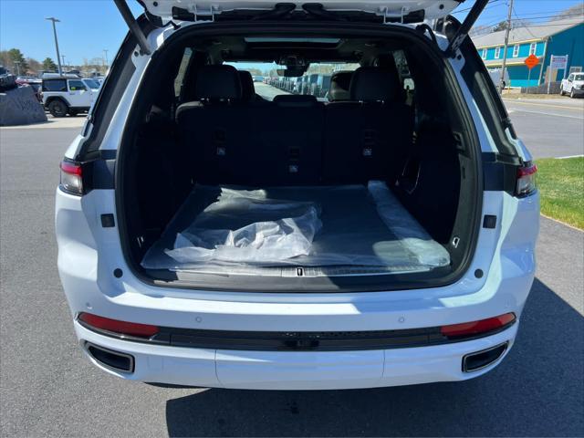 new 2025 Jeep Grand Cherokee car, priced at $67,965