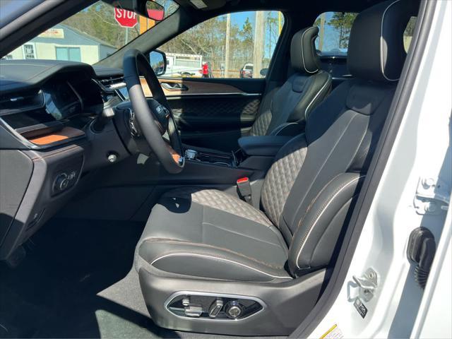 new 2025 Jeep Grand Cherokee car, priced at $67,965