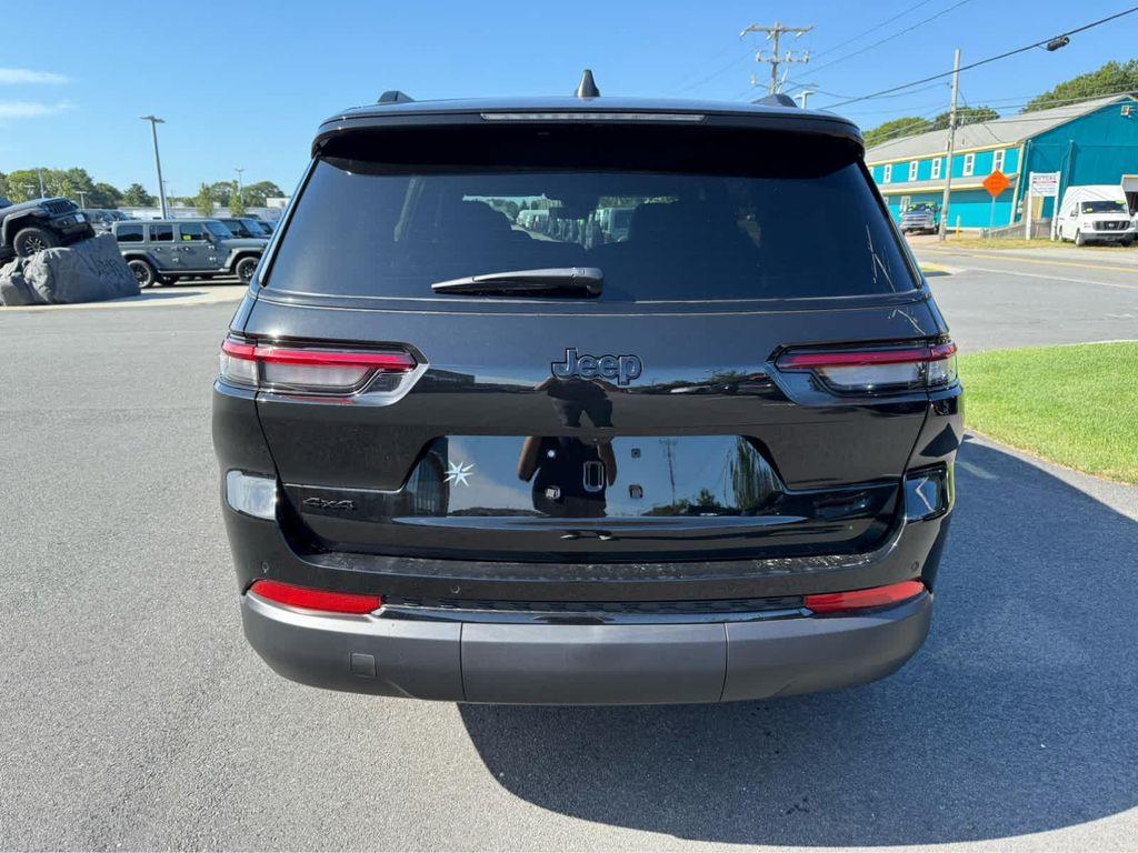 new 2025 Jeep Grand Cherokee L car, priced at $47,575