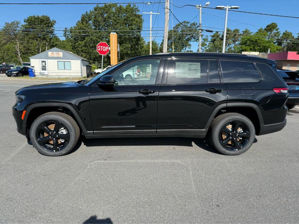 new 2025 Jeep Grand Cherokee L car, priced at $47,575