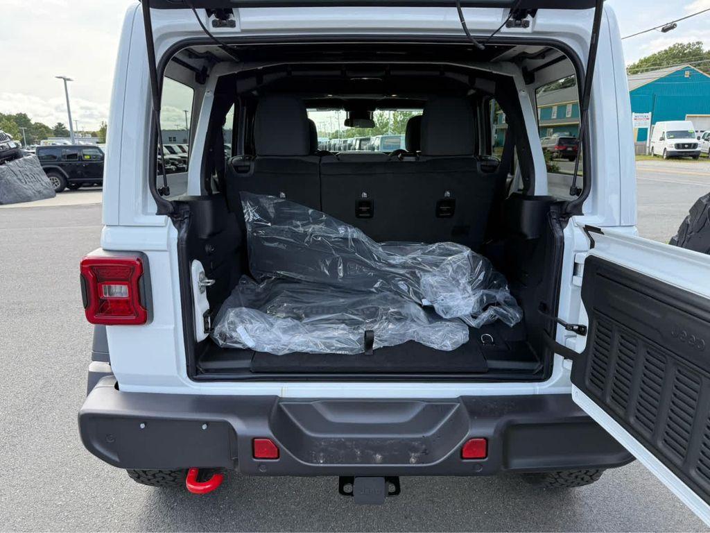 new 2025 Jeep Wrangler car, priced at $59,475