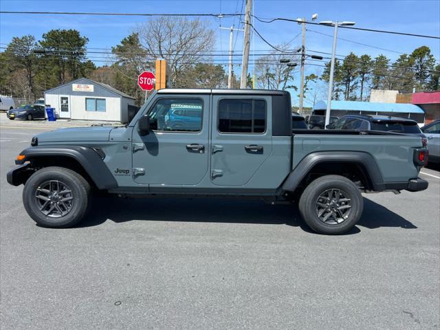 new 2025 Jeep Gladiator car, priced at $46,440