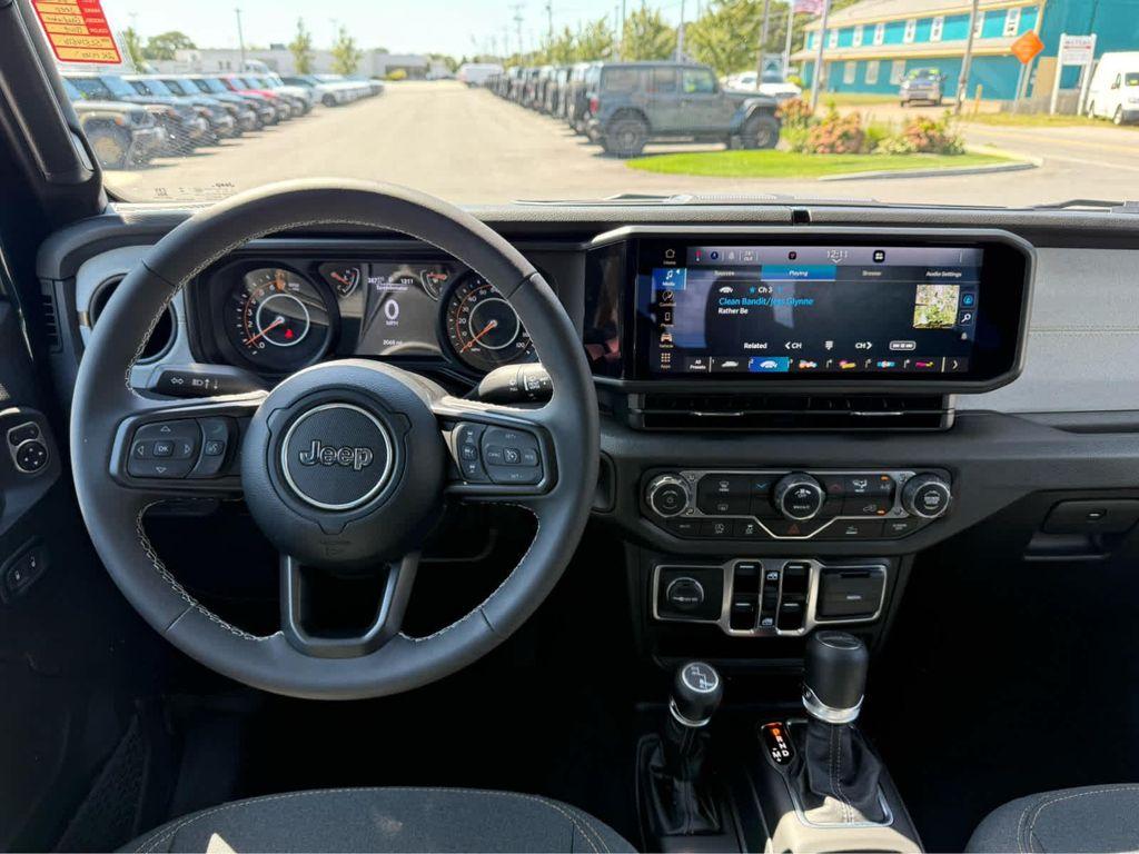 used 2025 Jeep Gladiator car, priced at $41,975
