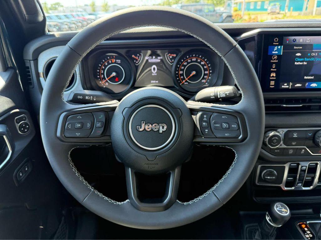 used 2025 Jeep Gladiator car, priced at $41,975