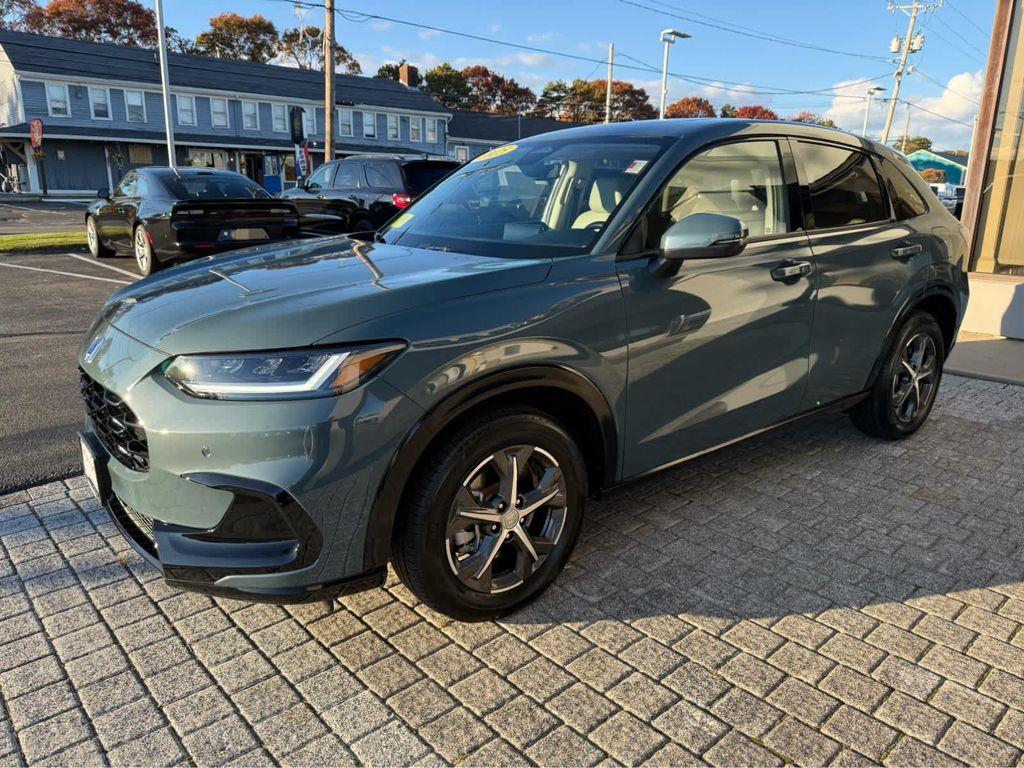 used 2025 Honda HR-V car, priced at $29,975