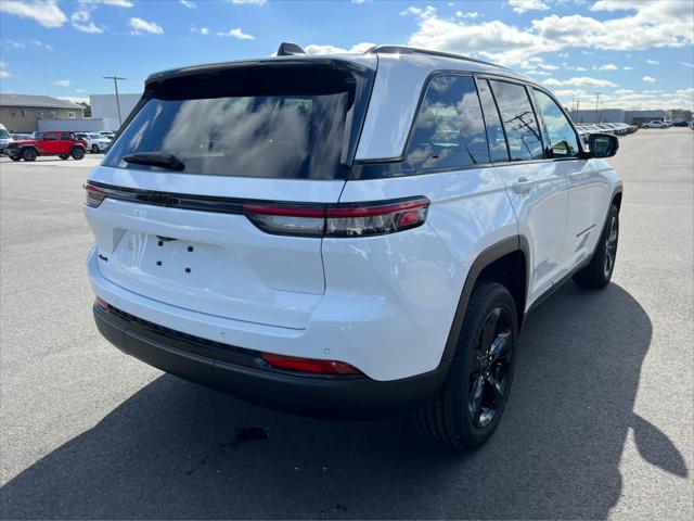 used 2025 Jeep Grand Cherokee car, priced at $41,975