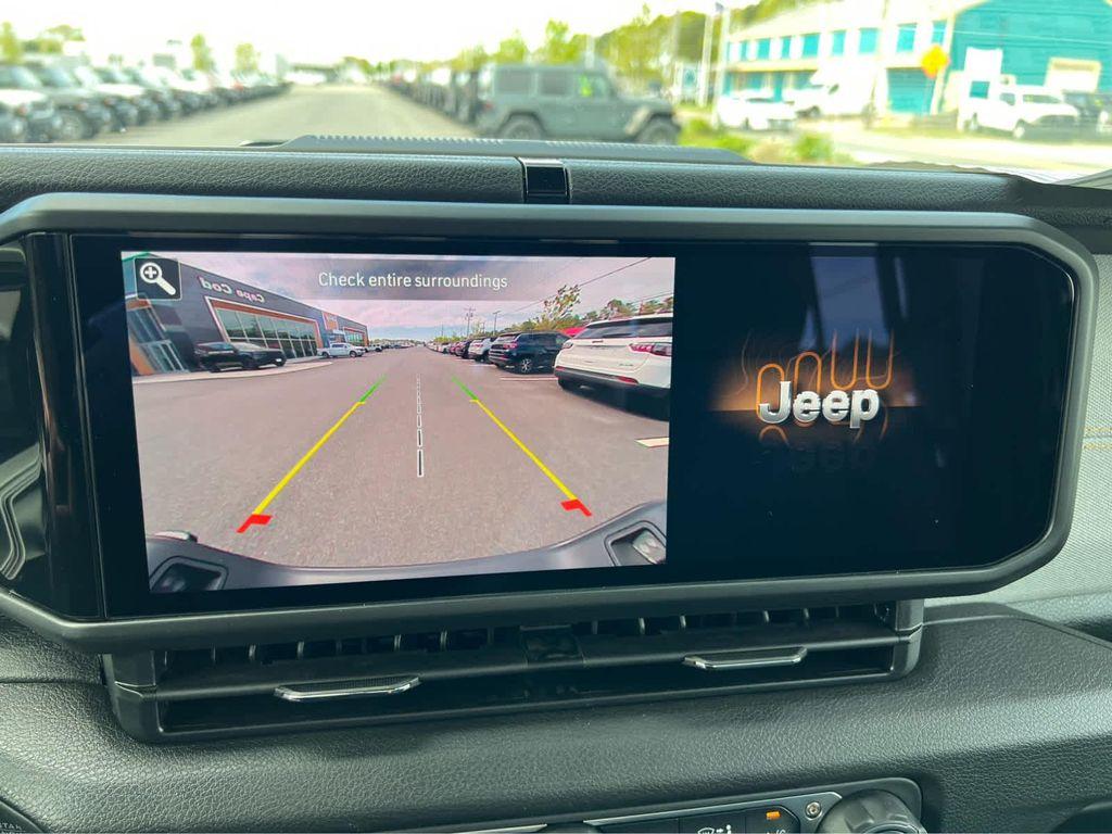 new 2025 Jeep Gladiator car, priced at $44,750