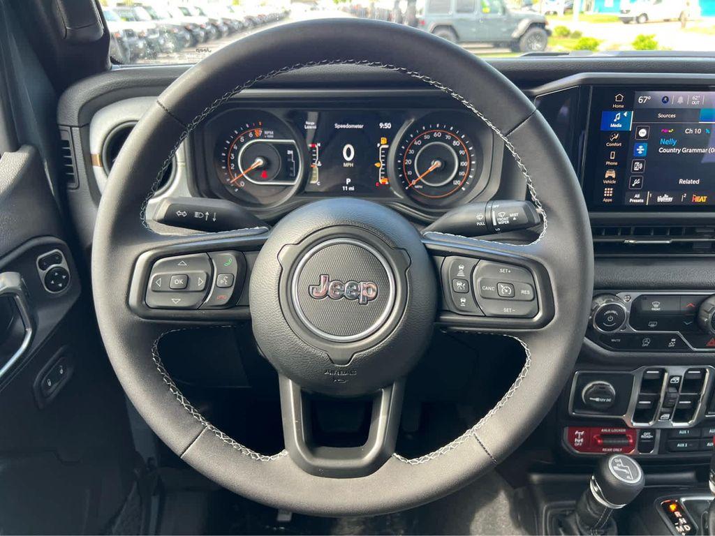 new 2025 Jeep Gladiator car, priced at $44,750