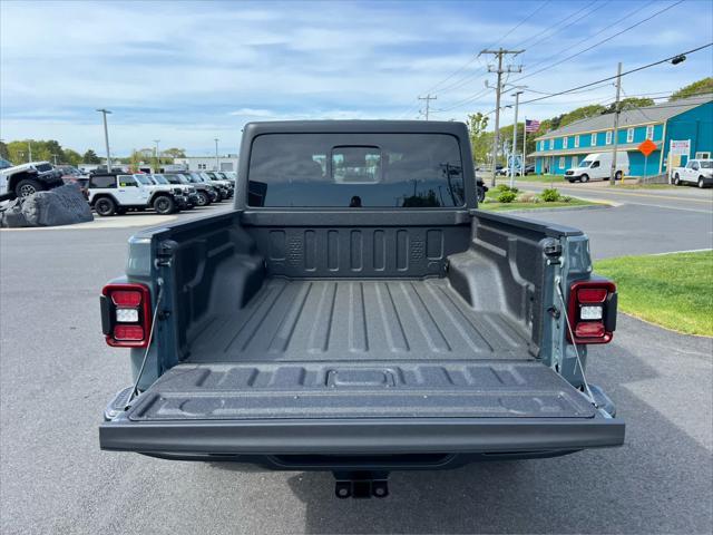 new 2025 Jeep Gladiator car, priced at $50,040
