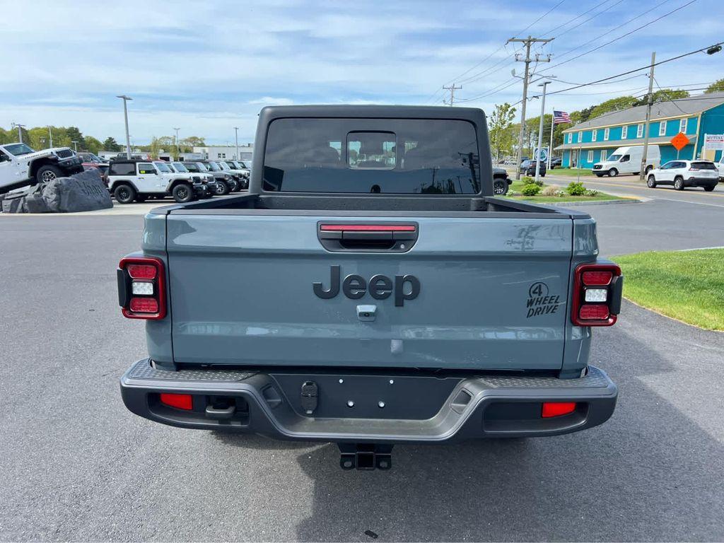 new 2025 Jeep Gladiator car, priced at $44,750