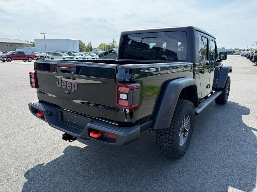 new 2025 Jeep Gladiator car, priced at $52,300