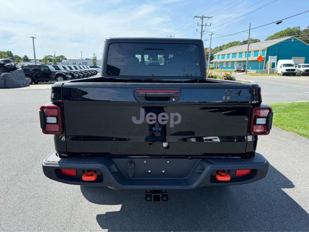 new 2025 Jeep Gladiator car, priced at $52,300