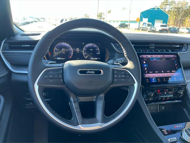 new 2025 Jeep Grand Cherokee car, priced at $46,295