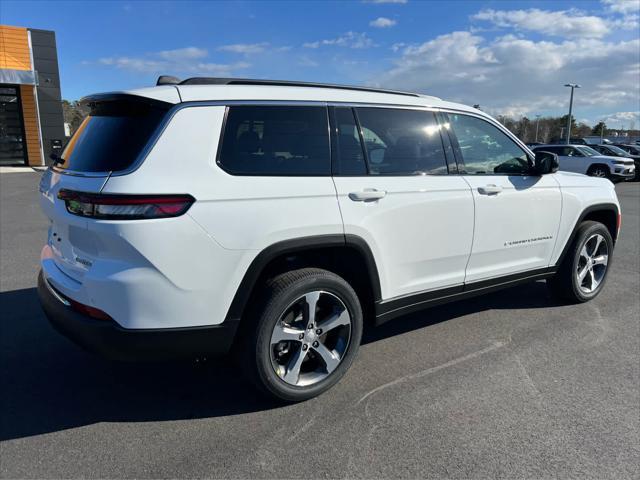 new 2025 Jeep Grand Cherokee L car, priced at $51,275