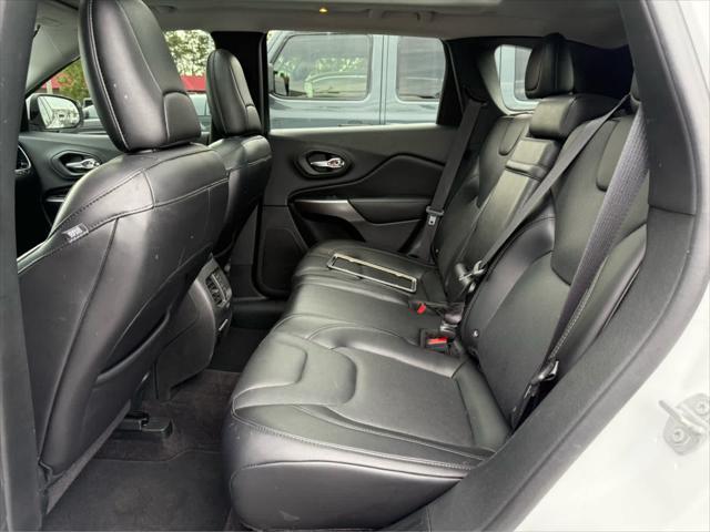 used 2019 Jeep Cherokee car, priced at $16,975