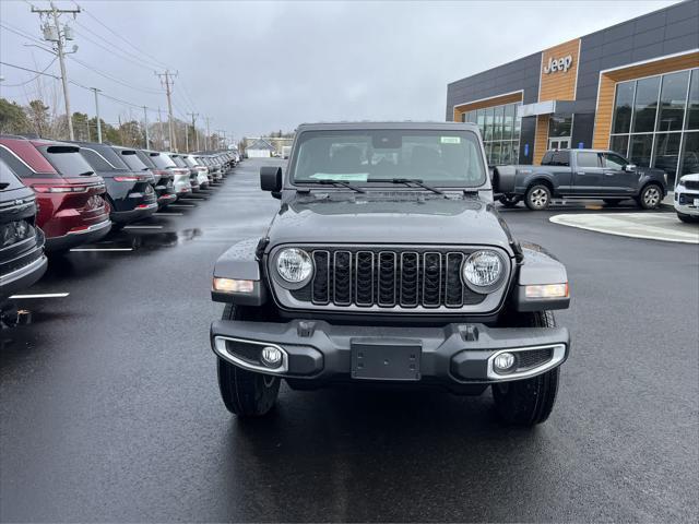 new 2024 Jeep Gladiator car, priced at $48,336