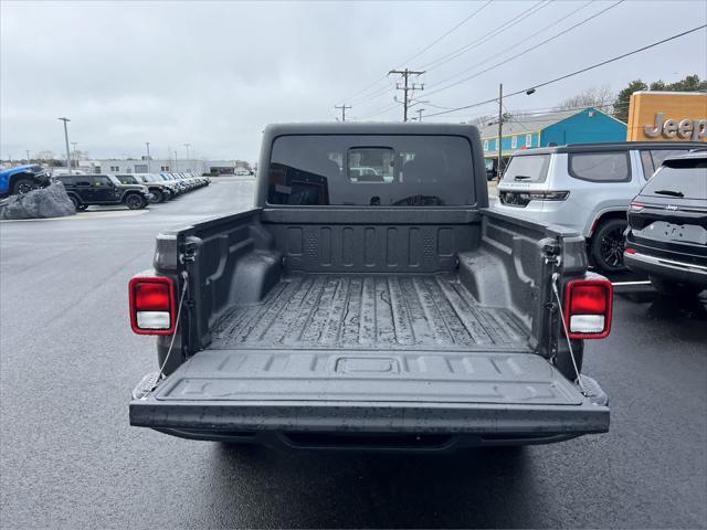 new 2024 Jeep Gladiator car, priced at $48,336